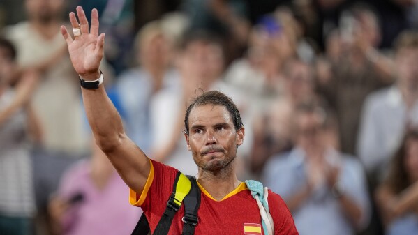 Rafael Nadal announces retirement