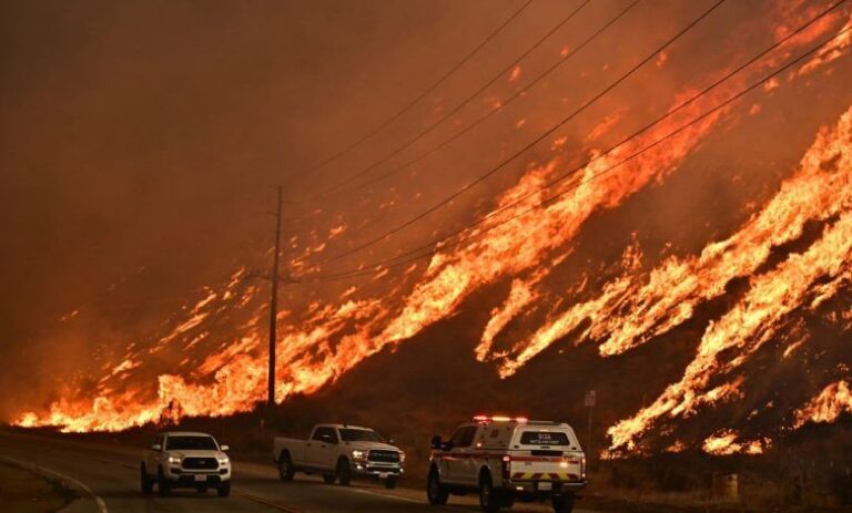 New fast-growing wildfire near Los Angeles prompts evacuations for Thousands.