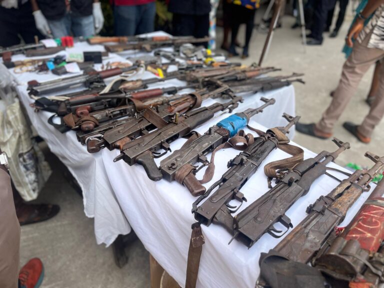Dismissed Immigration officer nabbed attempting to sell guns to bandits in Abuja