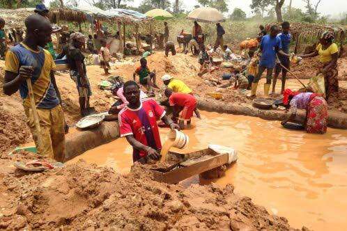 Ghana Orders Foreigners To Exit Its Gold Trading Market By Month End
