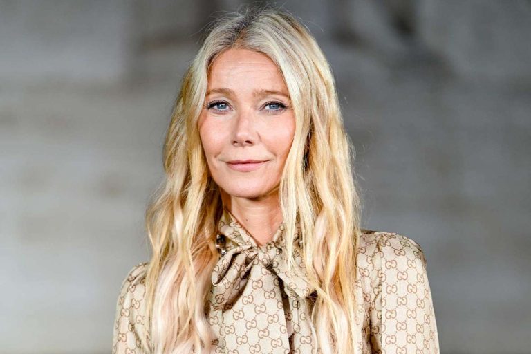 Gwyneth Paltrow Surprises Crowd at Grand Ole Opry’s 100th Show